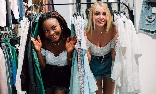 playful-women-clothing-store_23-2148312220